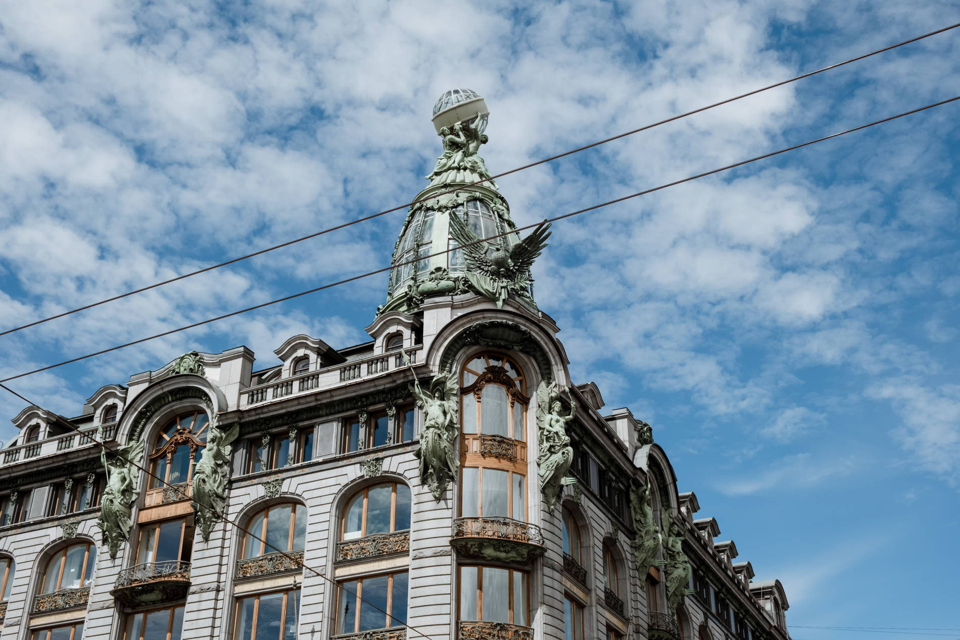 книжный на невском санкт петербург